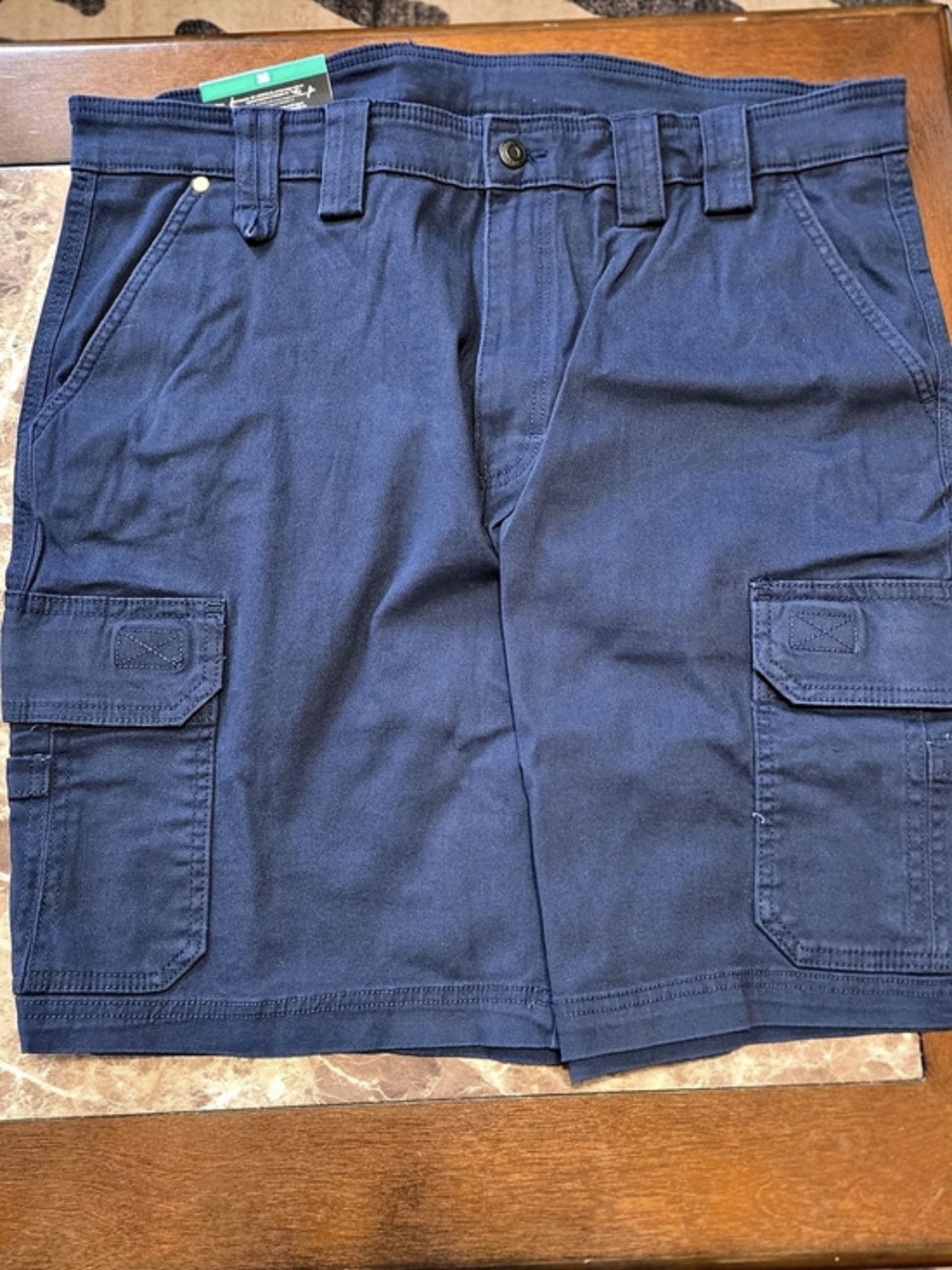 Caterpillar Men's Cargo Short Cargo Shorts in Blue Waist 38 NWT